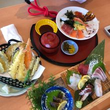 出てきましたオーダーした料理