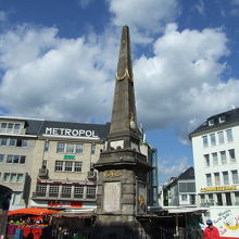 ボン市庁舎の広場