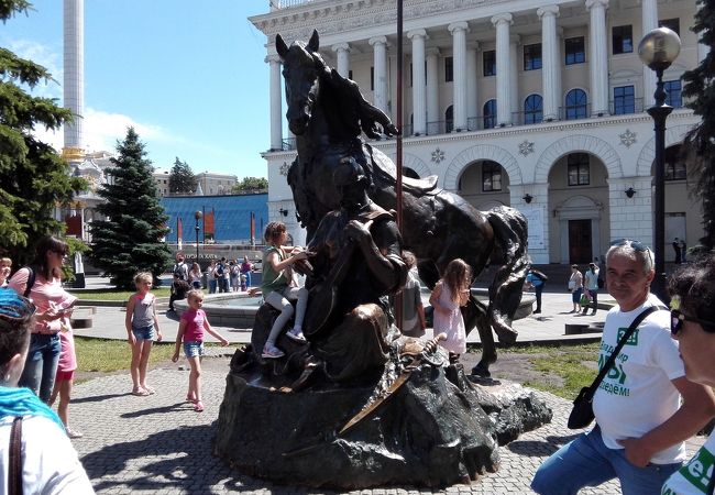 キエフの中心地　独立広場