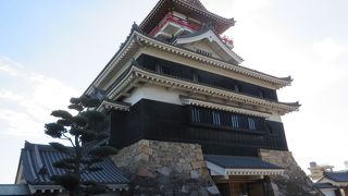 再建だけど、美しい天守