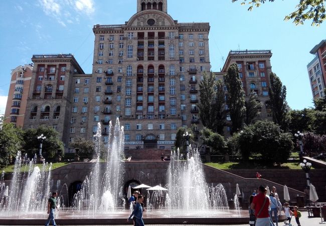 フレシャーチク通り