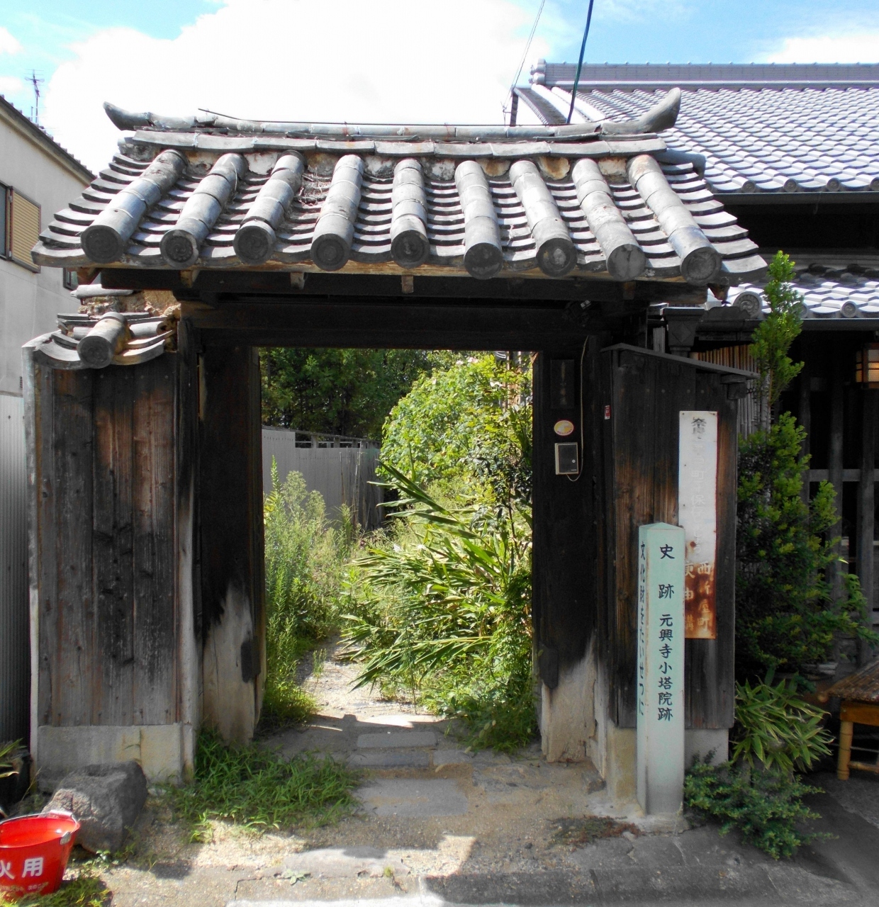 国宝の五重小塔が安置されていた