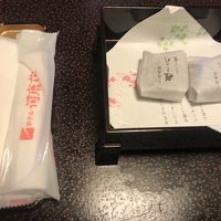 甘いお茶請けもあります