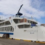 岡山港から土庄港まで７０分のゆったりとした船旅を楽しむ事ができます。