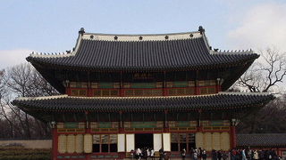 重要な国家の儀式を行った所。