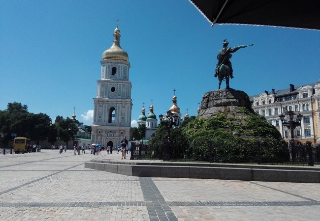Sofiyskaya Square