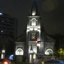 ライトアップされてます