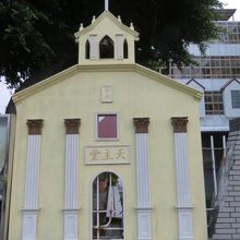 教会内にあります