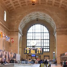 グレートホールの中央にある