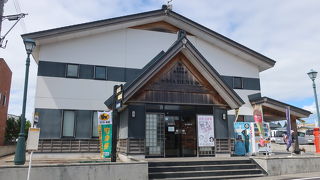 津軽三味線のライブもあります ♪