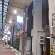 昭和の雰囲気を十分に感じることができ、歩いていて味わい深い商店街でした
