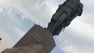 アクサライ宮殿跡にあります