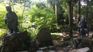 芭蕉と曽良の像