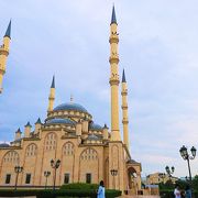 チェチェン共和国の首都グロズヌイのモスク(ヨーロッパ最大のモスク）