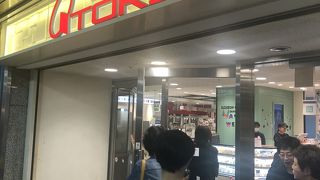 地下の食料品売場が充実