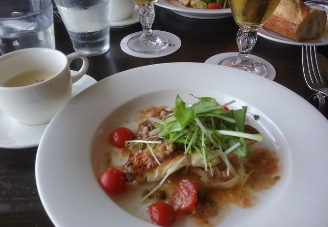 お手頃ランチとベルギーのビール