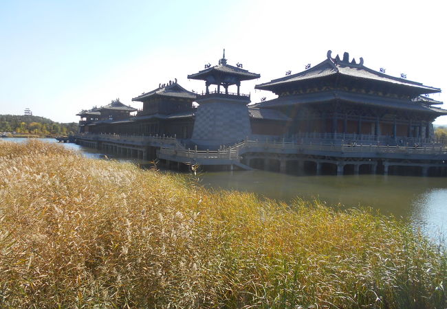 雲岡石窟寺院群