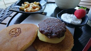 ムンクの叫びの焼き印の入ったどら焼きセットはお得！