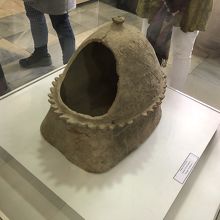 赤ちゃんの骨発掘