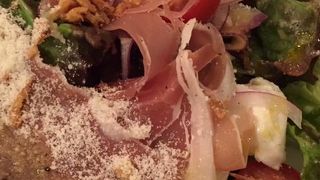 お洒落なシチリア料理のお店です