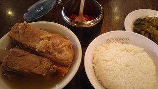 松發肉骨茶 ソンファ バクテー (JEM店)