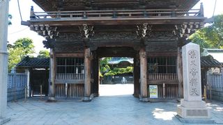 男はつらいよで有名な寺院