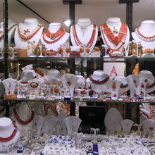 赤サンゴが名産品