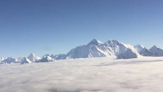 ヒマラヤの世界最高峰のエベレストを見たぞ！