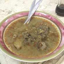 羊のソト？香辛料が効いて旨い