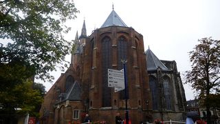 フェルメールの記念パネルがある