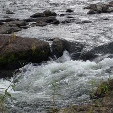 怒涛の如く流れてます。