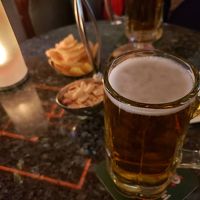 IHGメンバー特典で、バーでウェルカムドリンクをいただく。