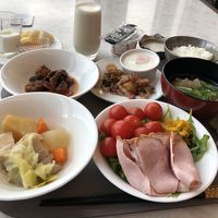 レストランで朝食