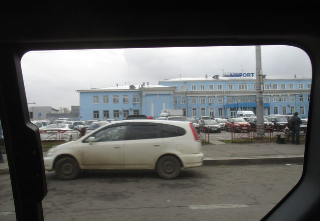 イルクーツク国際空港 (IKT)