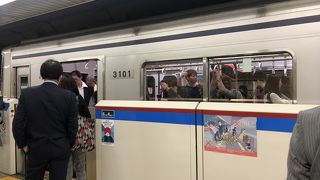 夜でも混んでた