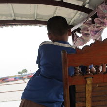 肩たたき少年へ1＄