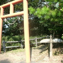 ムチャカナ公園（むちゃ加那神社）への入り口