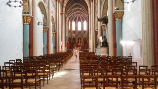 パリで一番古いと言われる教会