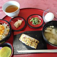 無料の朝食、和食も美味しかった。