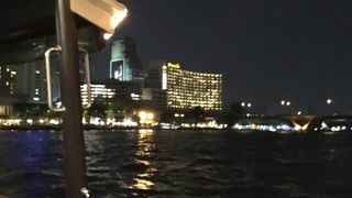 チャオプラヤー川 