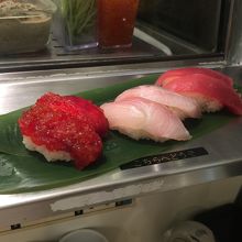 すじこ、カンパチ、まぐろ