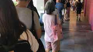 ローカルにも大人気のパイナップルケーキ屋さん　売り切れ必須　購入は早い時間がオススメ