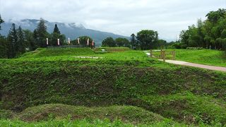 石垣はありません