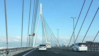 ＵＳＪに行く時にいつも渡ります。