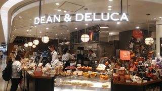 成田からNYに行く前にモーニングを食べました