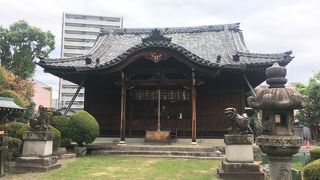 戸田藩主を祀ります