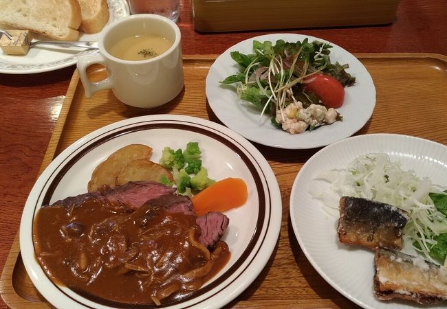 洋食レストラン