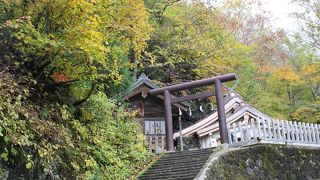 天の岩戸を開けた神様を祀る　神聖なパワースポット