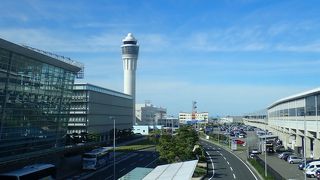 遊べる休める食べられるすべて揃っている空港