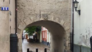 周りの雰囲気に溶け込み過ぎてて名所と気付かず